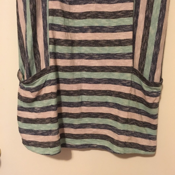 Striped Light Knit T-shirt Dress with Pockets - Picture 4 of 5